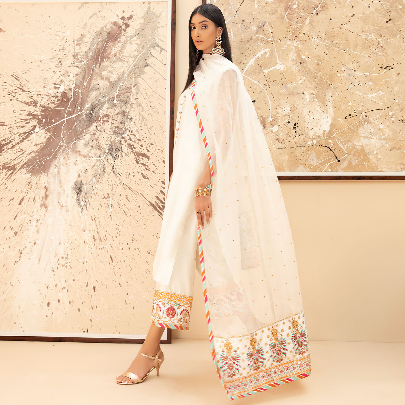 Pakistani Ivory Chattapatti Embroidered Tissue Silk Salwar Kameez (3-Piece) - Image 2