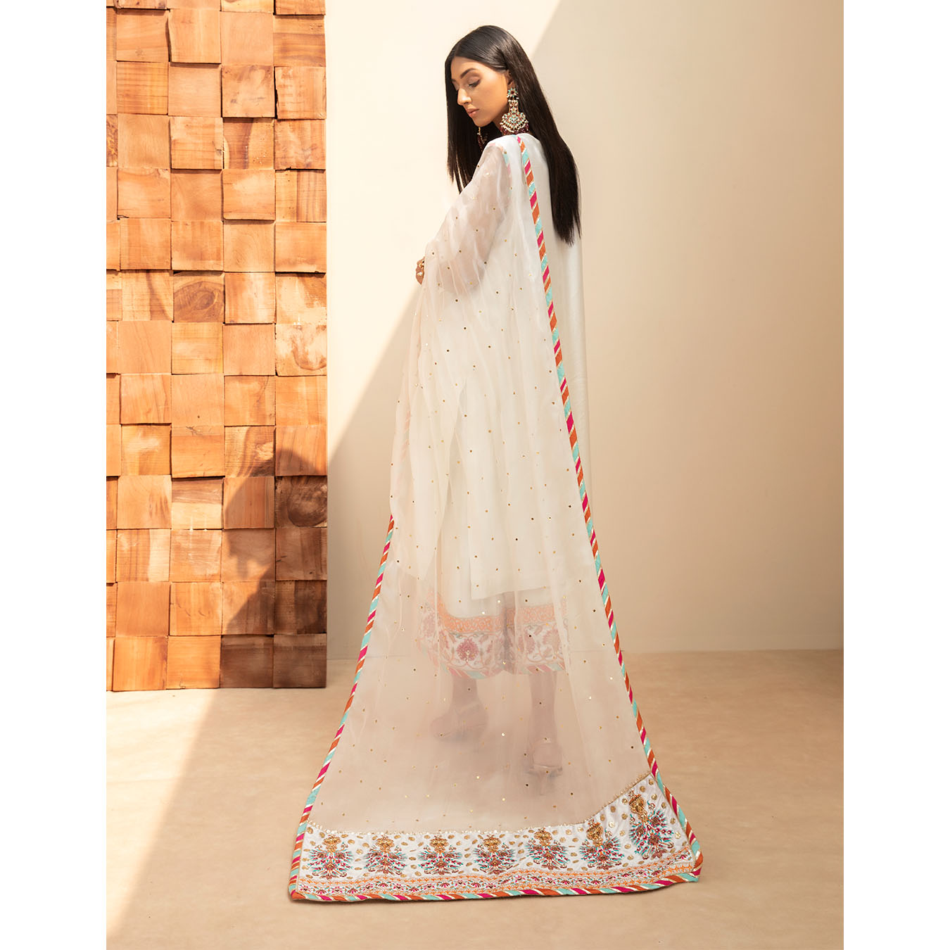 Pakistani Ivory Chattapatti Embroidered Tissue Silk Salwar Kameez (3-Piece) - Image 6