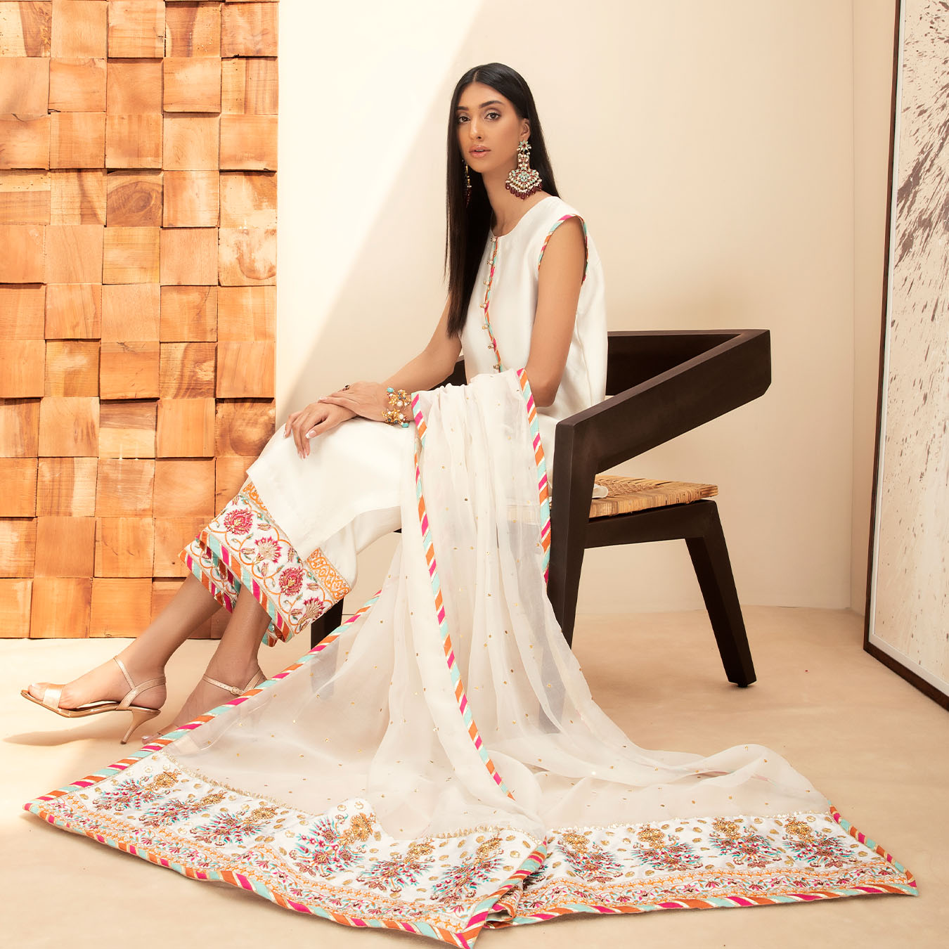 Pakistani Ivory Chattapatti Embroidered Tissue Silk Salwar Kameez (3-Piece) - Image 8