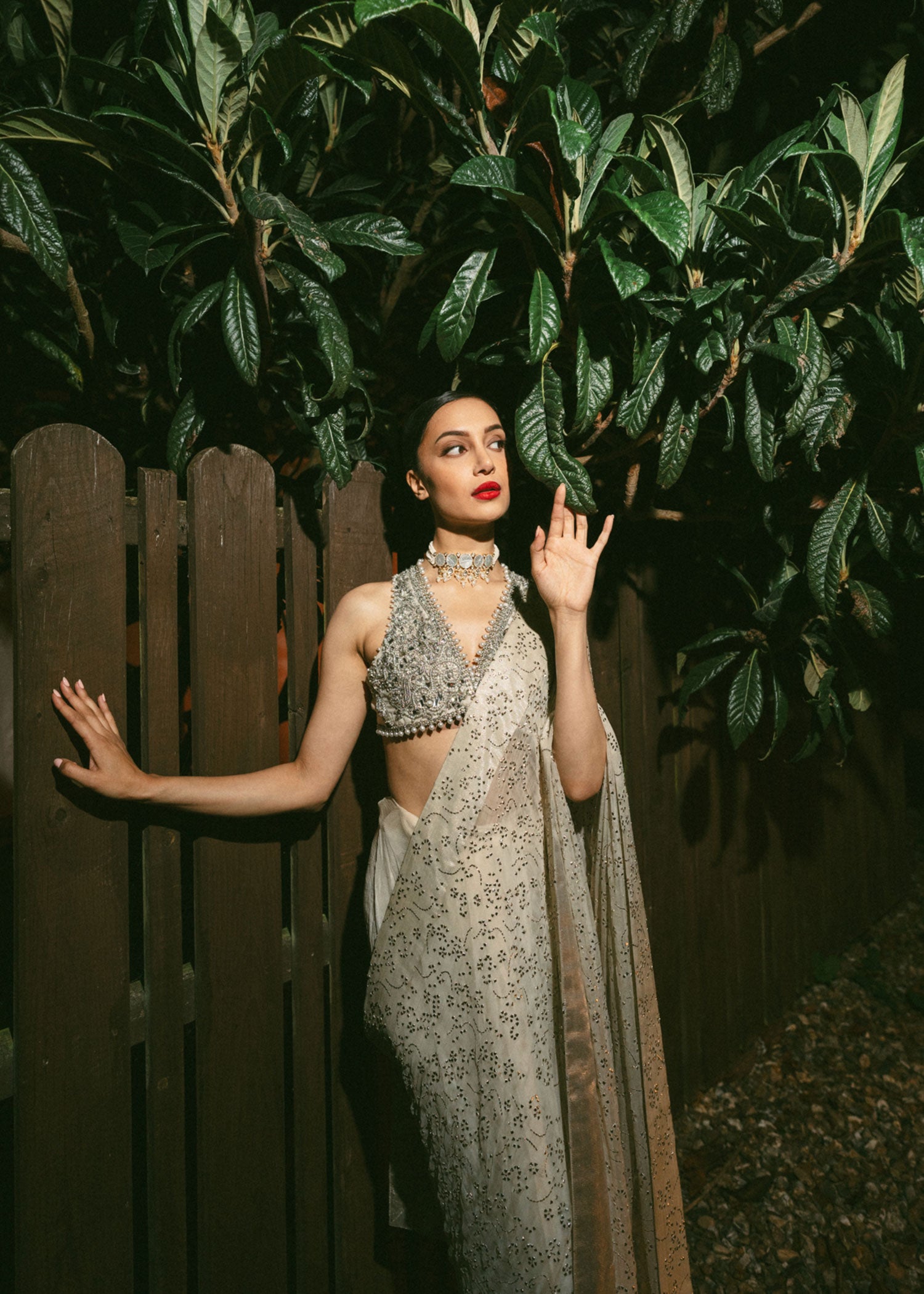 Indian Alabaster Mukaish Chiffon Saree with Net Blouse (2-Piece) - Image 3