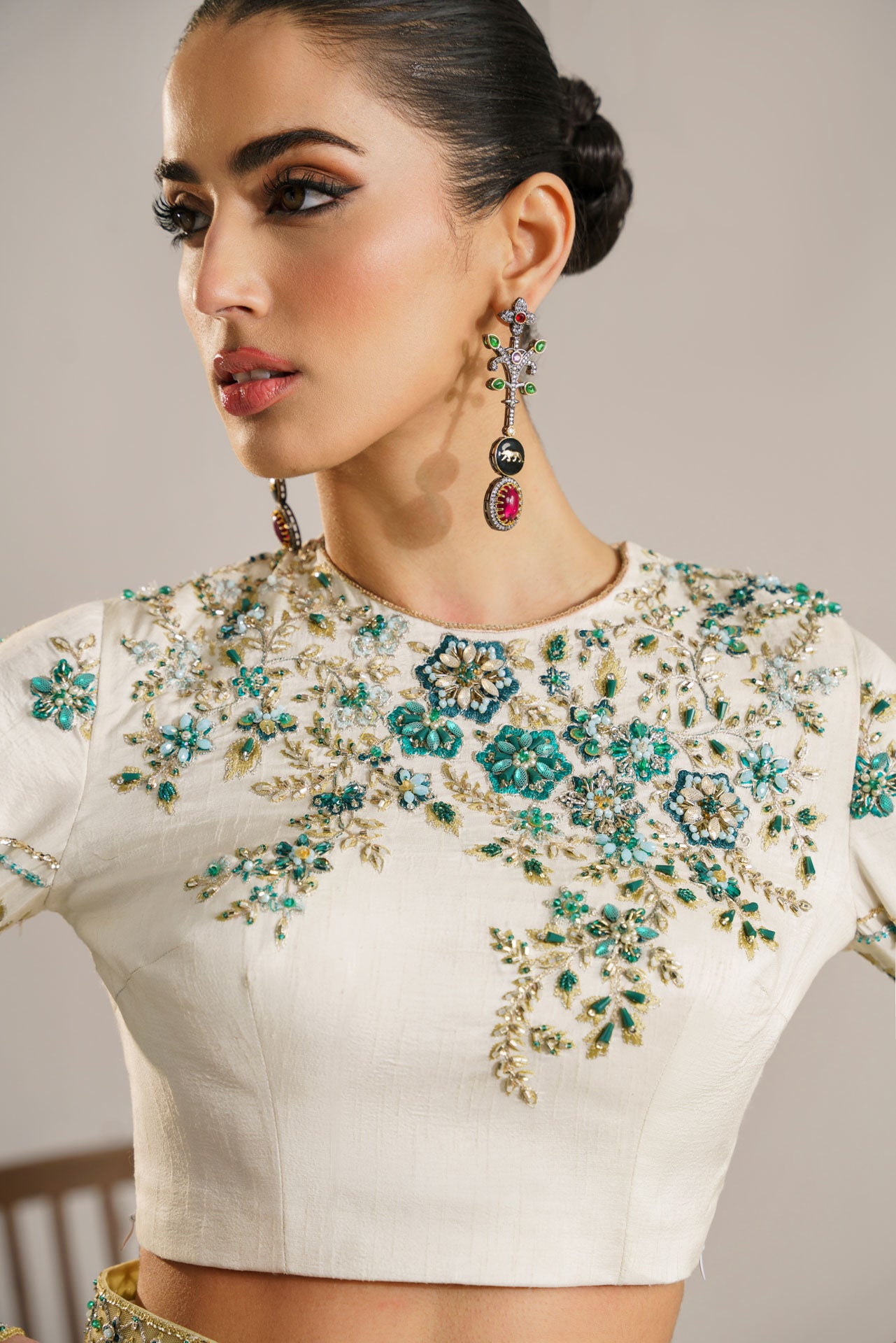 Pakistani Ivory Hand-Embellished Korean Raw Silk & Net Saree (2-Piece) - Image 6