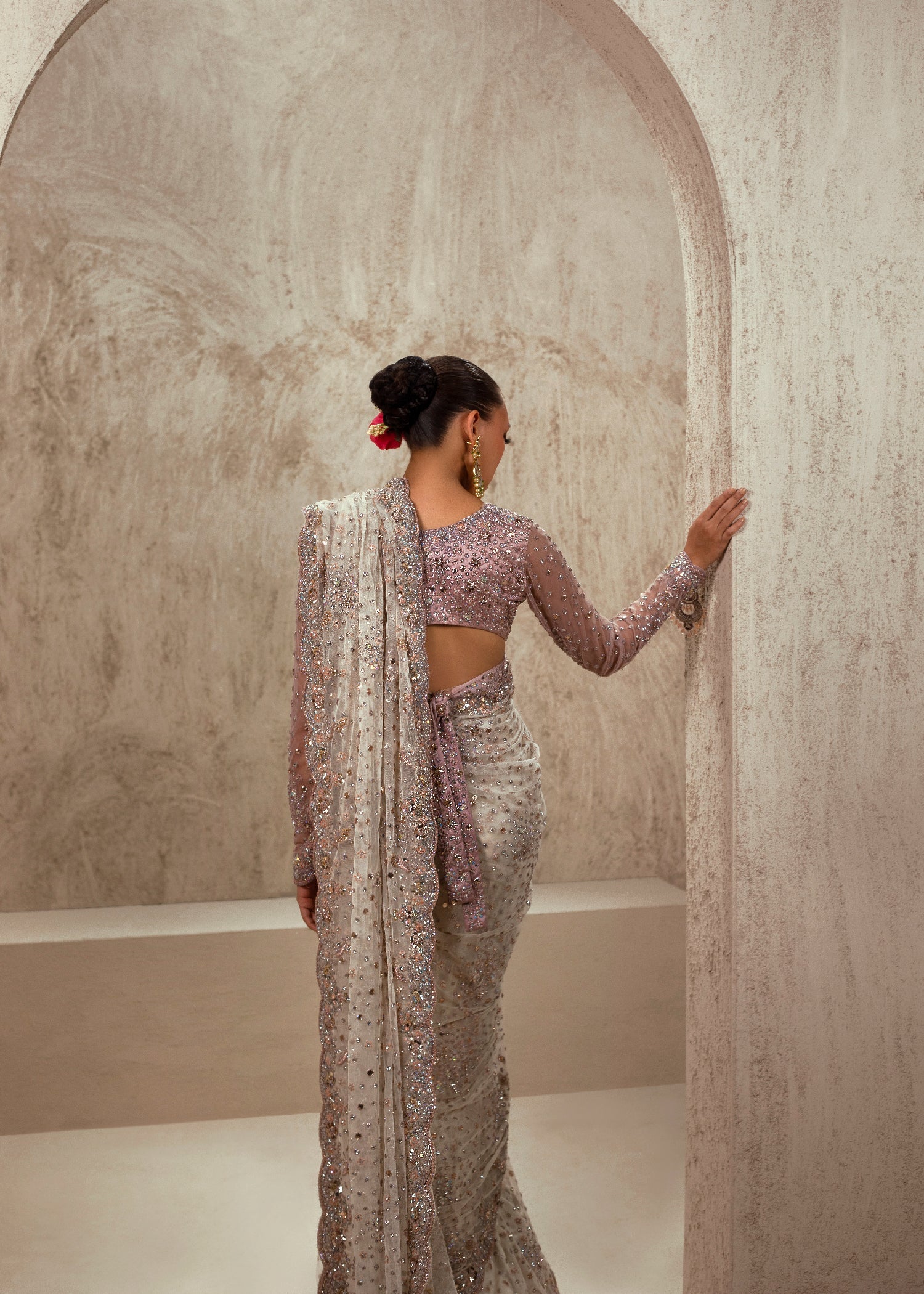 Ivory Lilac Embellished Net Saree (2-Piece) - Image 3