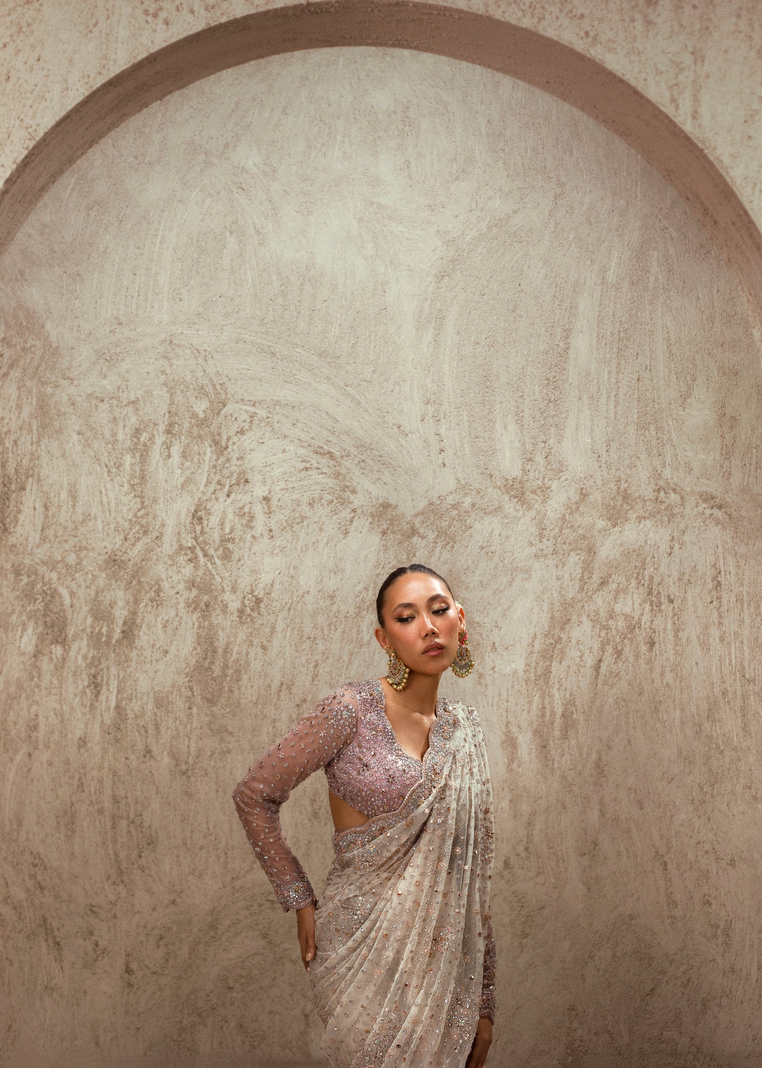 Ivory Lilac Embellished Net Saree (2-Piece) - Image 6