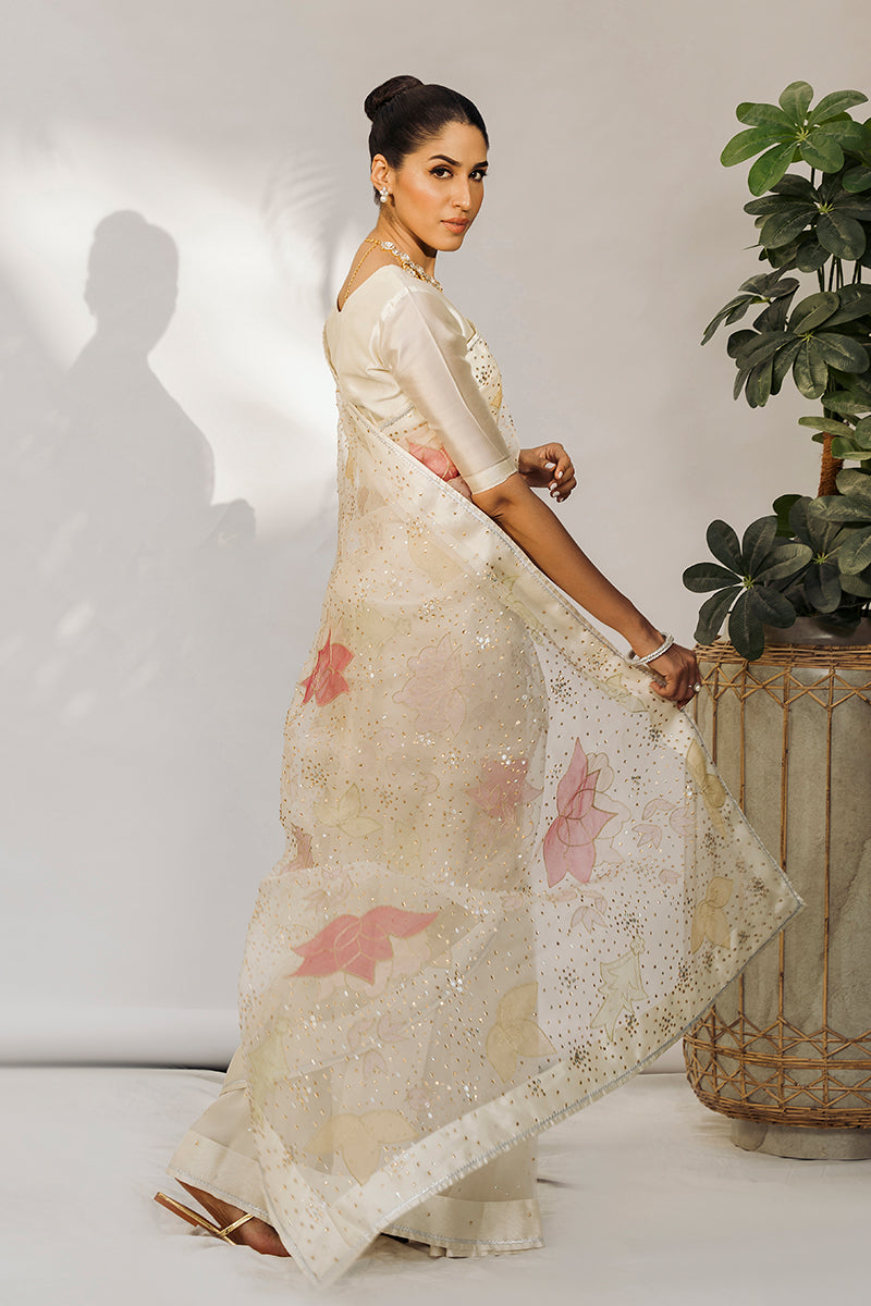 Pakistani Ivory Lotus Appliqué Organza Saree (2-Piece) - Image 5