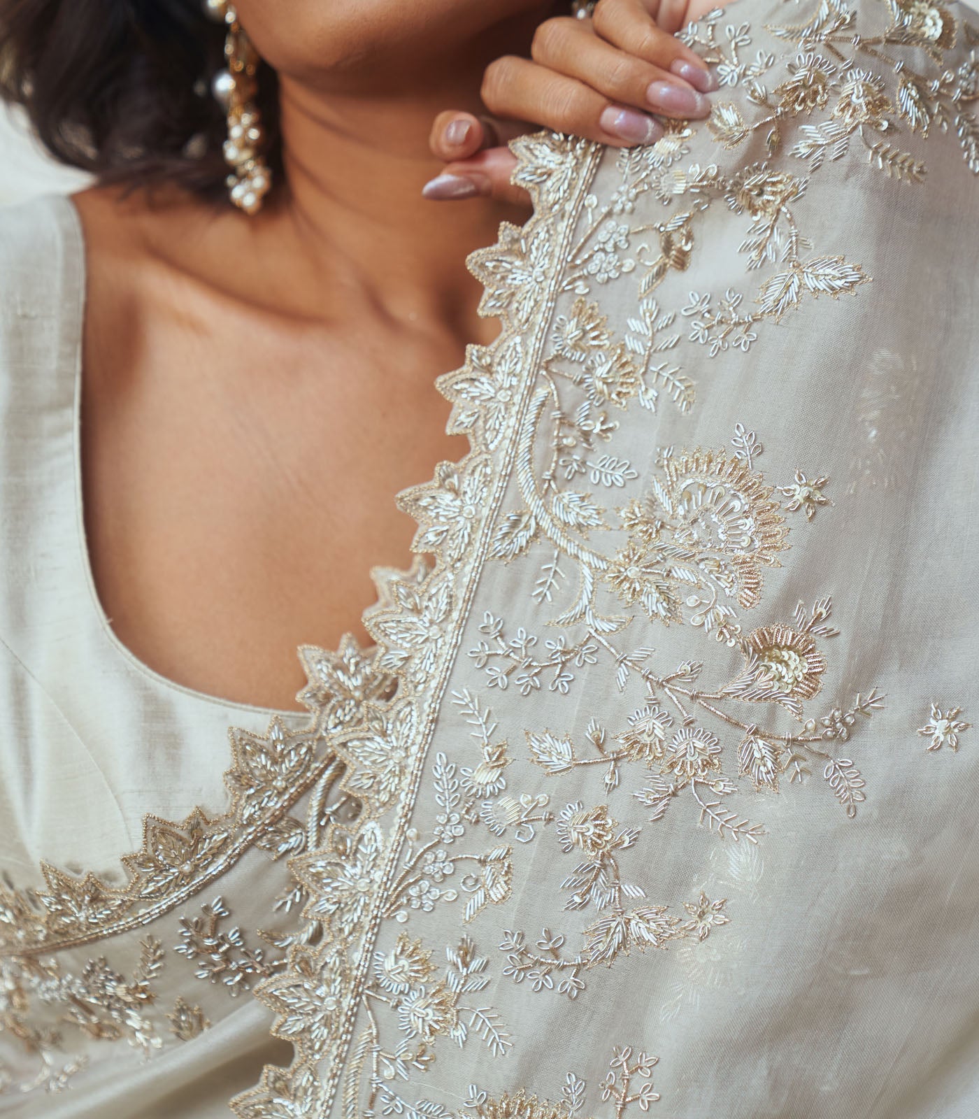 Indian Ivory Metallic Thread Embroidered Organza Saree (2-Piece) - Image 2