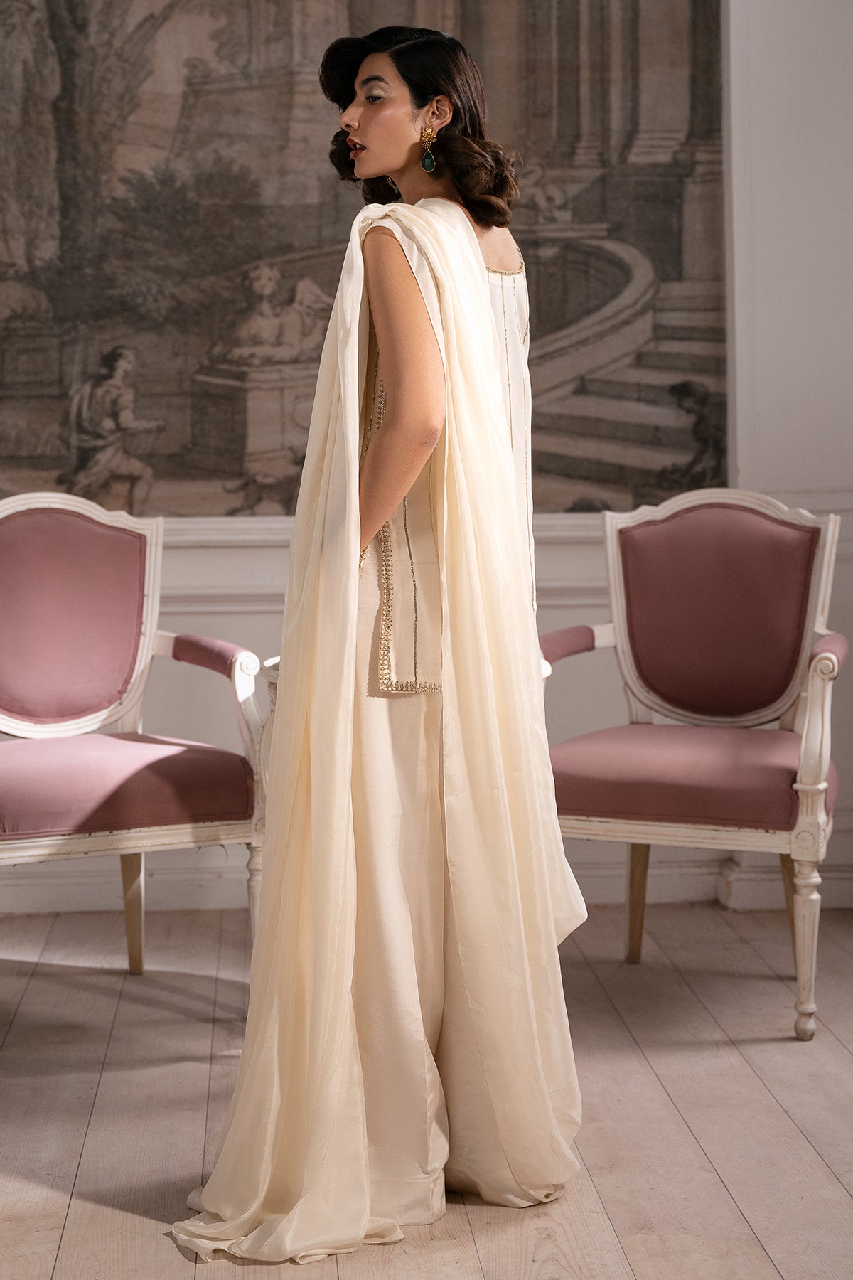 Pakistani Ivory Embroidered Roman Silk Saree Set (3-Piece) - Image 4