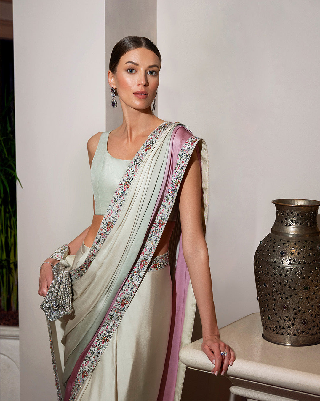 Ivory Ombre Embroidered Silk Saree (2-Piece) - Image 4