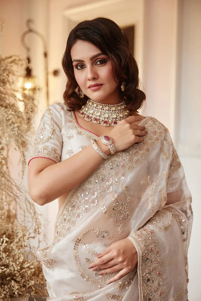 Indian Off White Embroidered Tissue Organza Saree (2-Piece) - Image 2