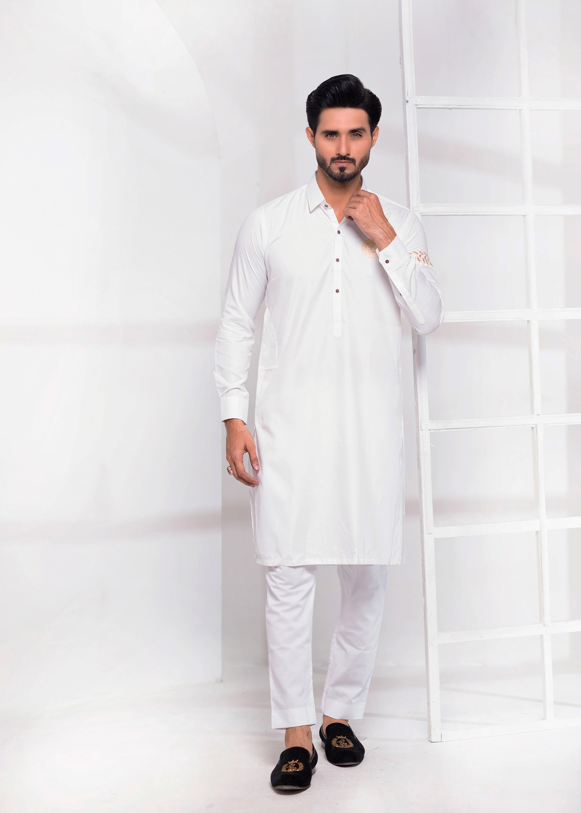 Off-White Embroidered Cotton Kurta Shalwar (2-Piece) - Image 3