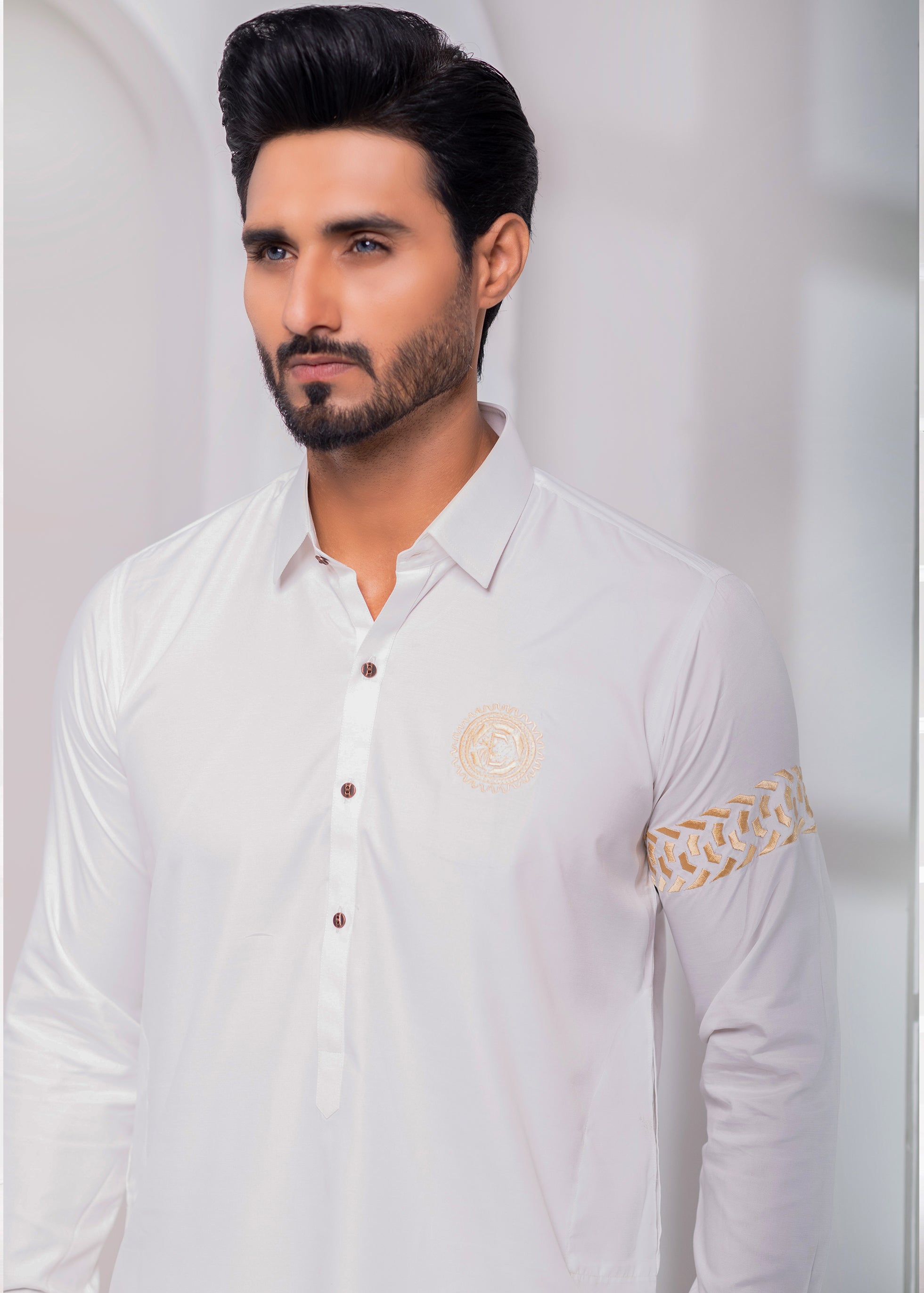 Off-White Embroidered Cotton Kurta Shalwar (2-Piece) - Image 5