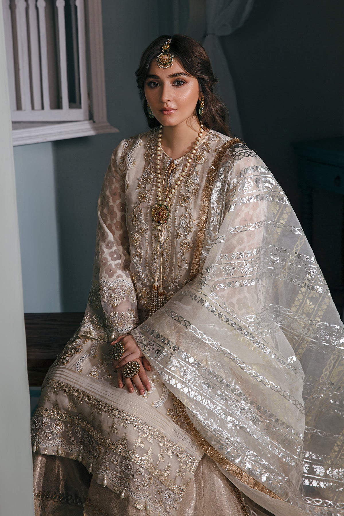 Pakistani Ivory Gold Zardozi Organza Jamawar Sharara (4-Piece) - Image 2