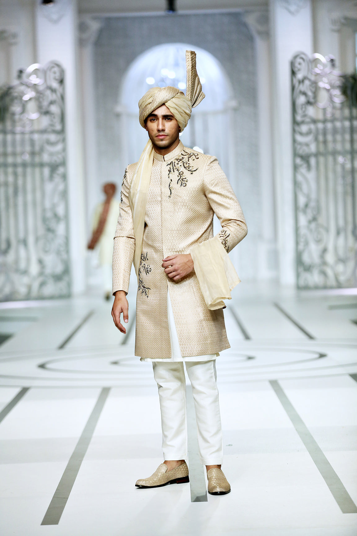 Ivory Banarsi Sherwani with Black Thread Embroidery (3-Piece) - Image 5