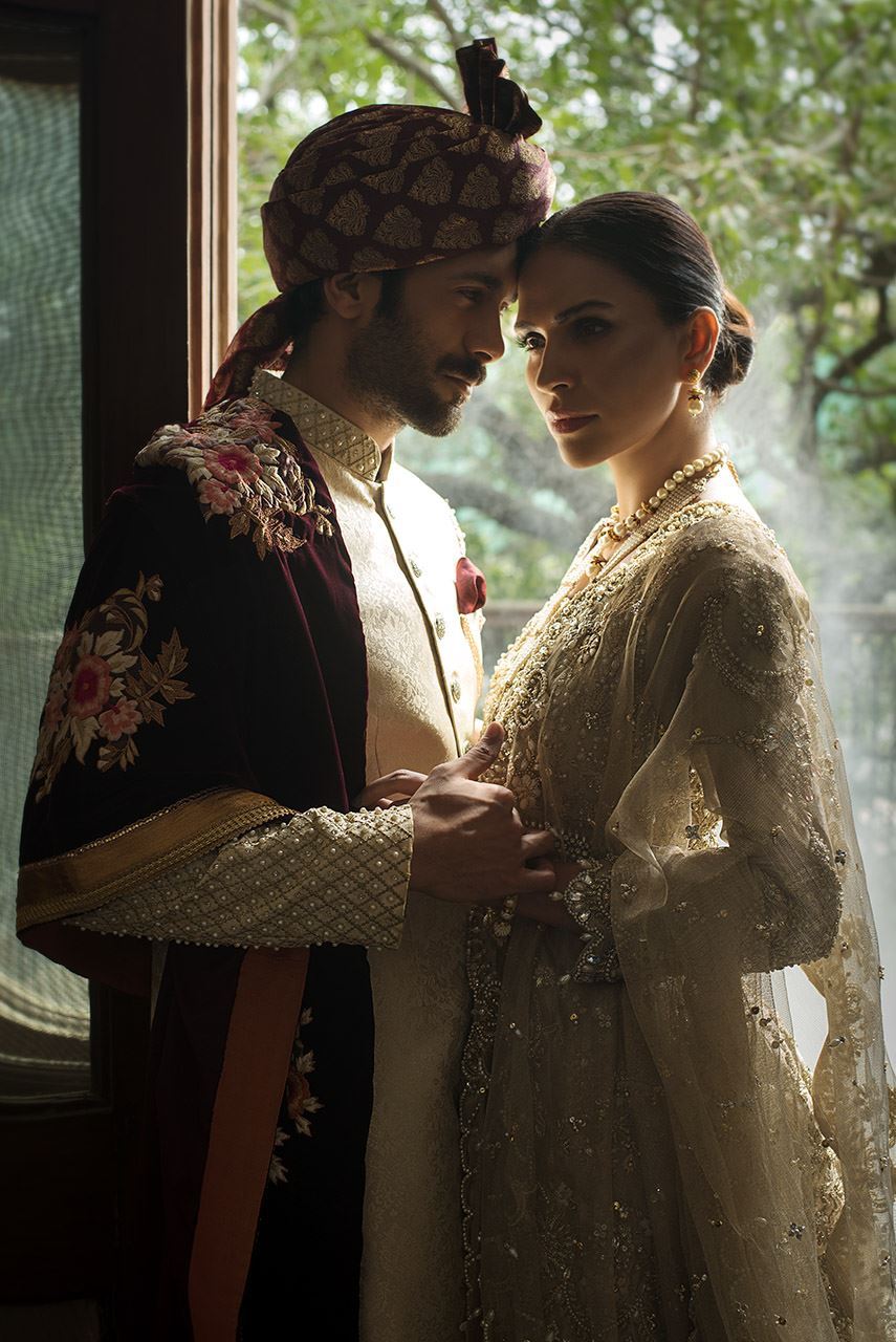 Off-White Hand Embroidered Jamawar Groom Sherwani (3-Piece) - Image 3