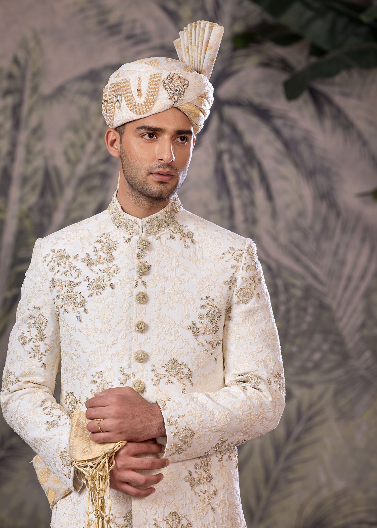 Off-White Hand-Embroidered Jamawar Sherwani (5-Piece) - Image 2