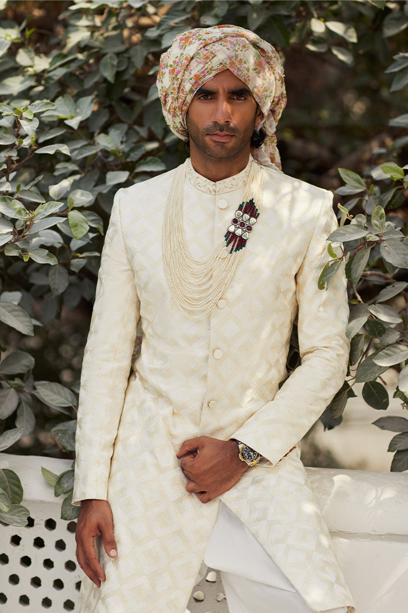Off-White Cut-Dana Self Jamawar Sherwani (2-Piece) - Image 5