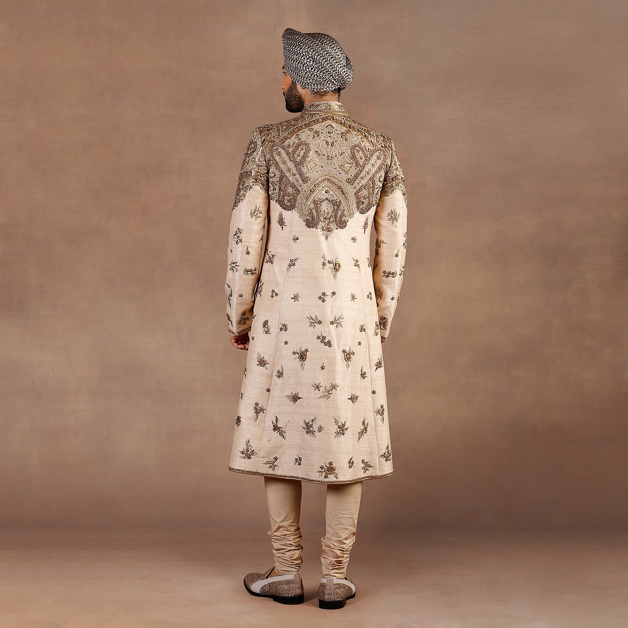 Crème Ivory Silk Sherwani with Antique Gold Embroidery (3-Piece) - Image 3