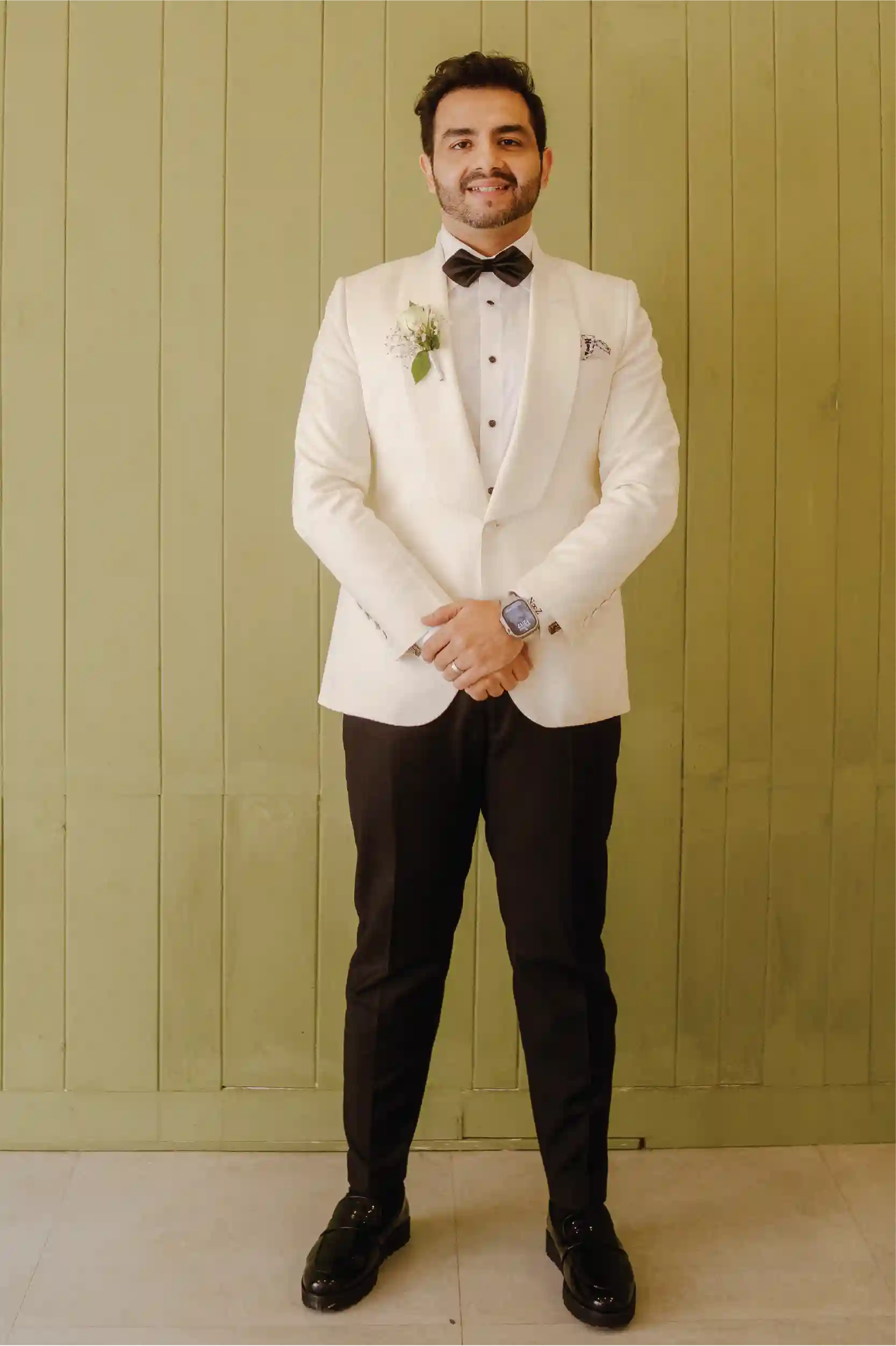 Off-White British Fabric Men's Tuxedo (2-Piece) - Image 1