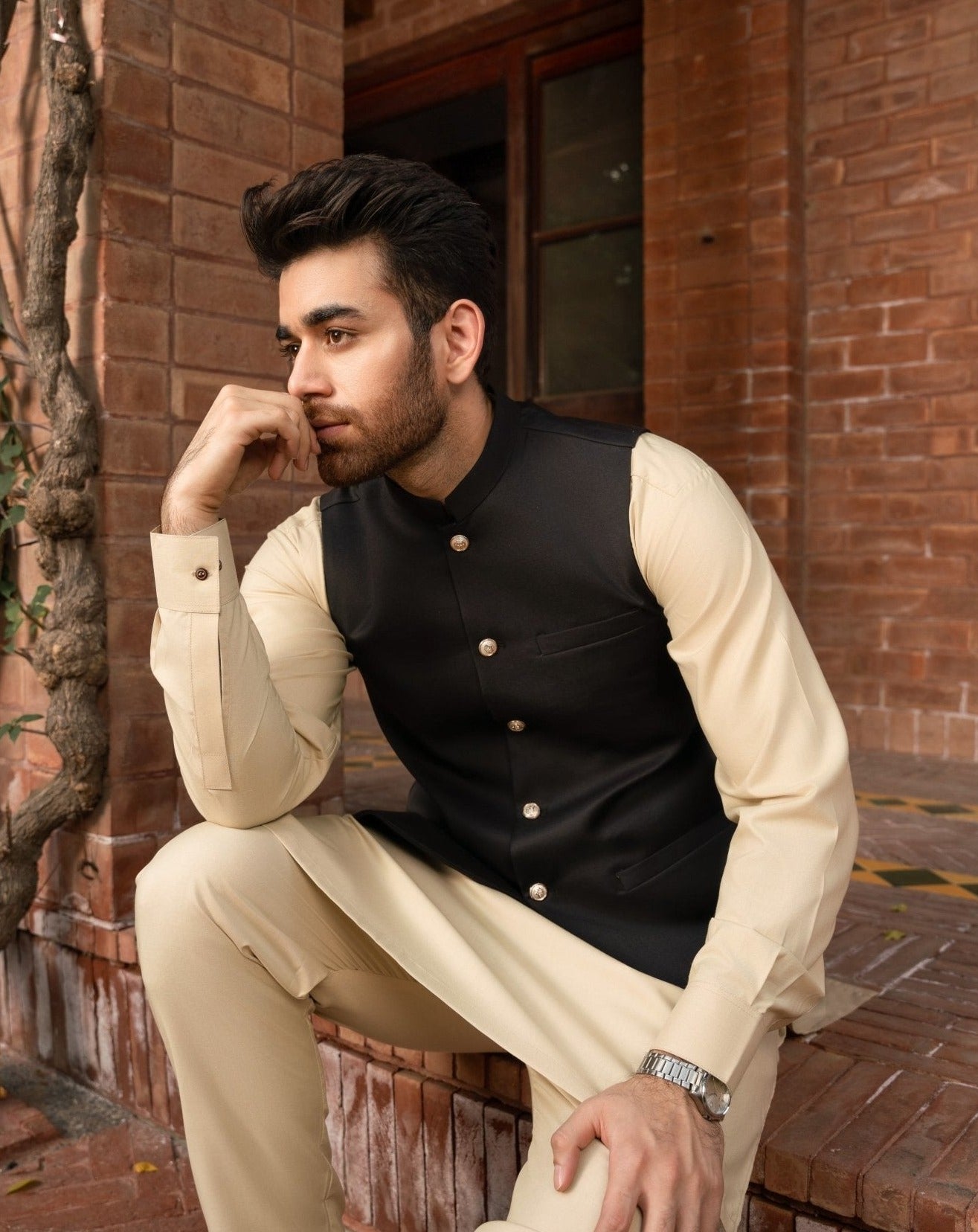 Ivory Blended Kurta Trouser with Black Waistcoat (3-Piece) - Image 5