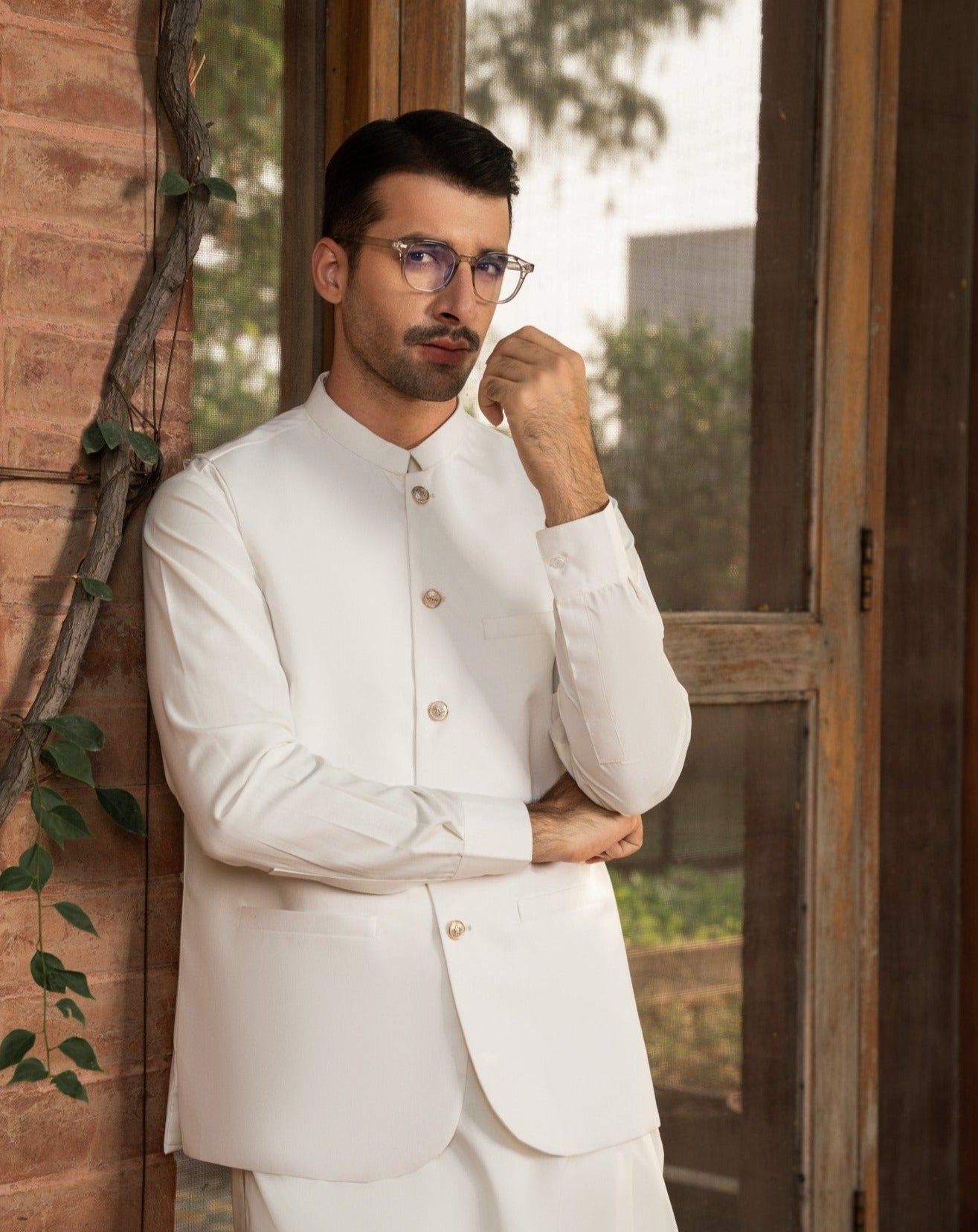 Off White Minimalist Blended Waistcoat Kurta (3-Piece) - Image 1