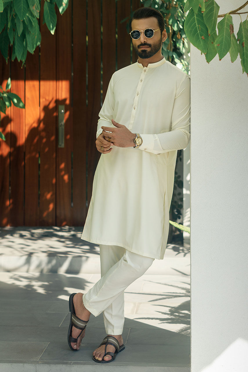 Off-White Embroidered Boski Linen Waistcoat Kurta (3-Piece) - Image 1