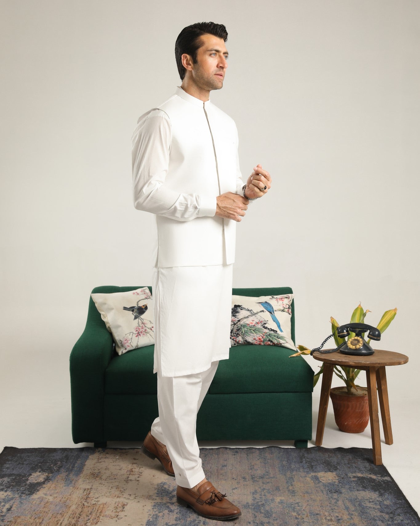 Off White Cotton Waistcoat Kurta Shalwar (3-Piece) - Image 2