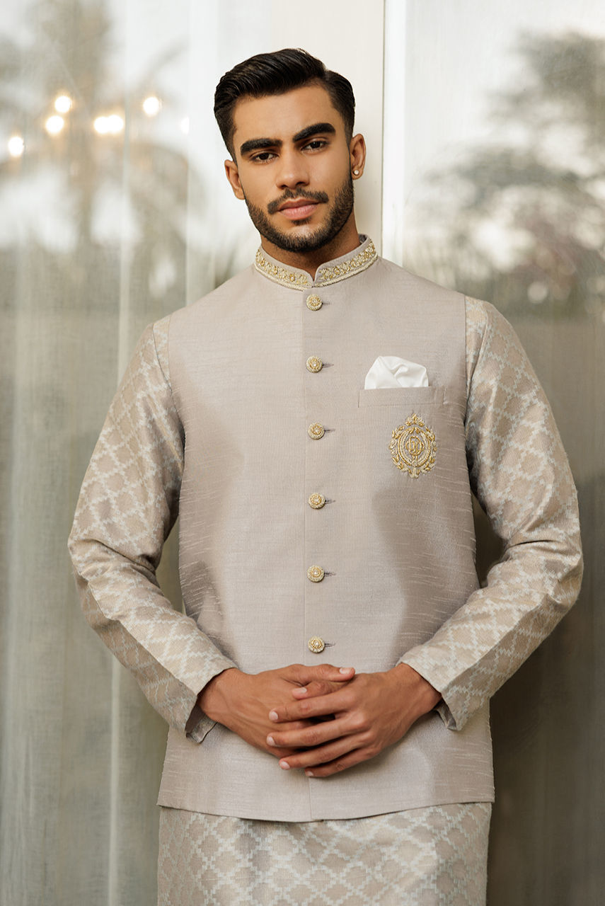Ivory Jacquard Waistcoat Kurta 3-Piece - Image 2