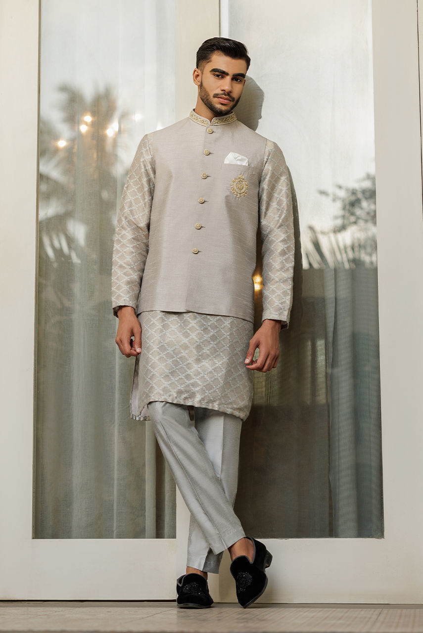 Ivory Jacquard Waistcoat Kurta 3-Piece - Image 4