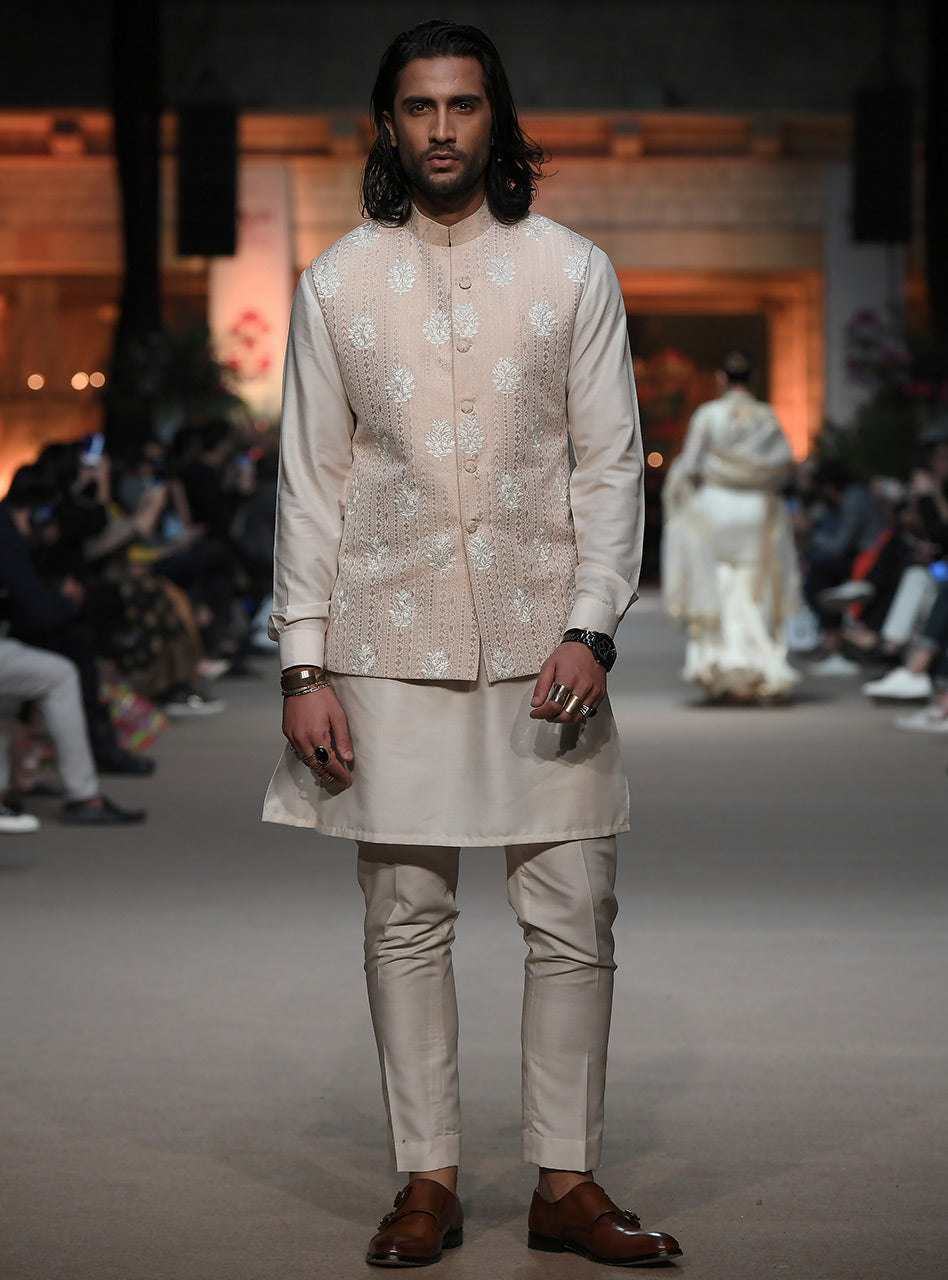 Ivory Embroidered Jacquard Waistcoat Kurta Set (3-Piece) - Image 2