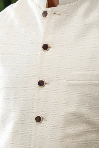 Off-White Jacquard Waistcoat Kurta Set (3-Piece) - Image 4