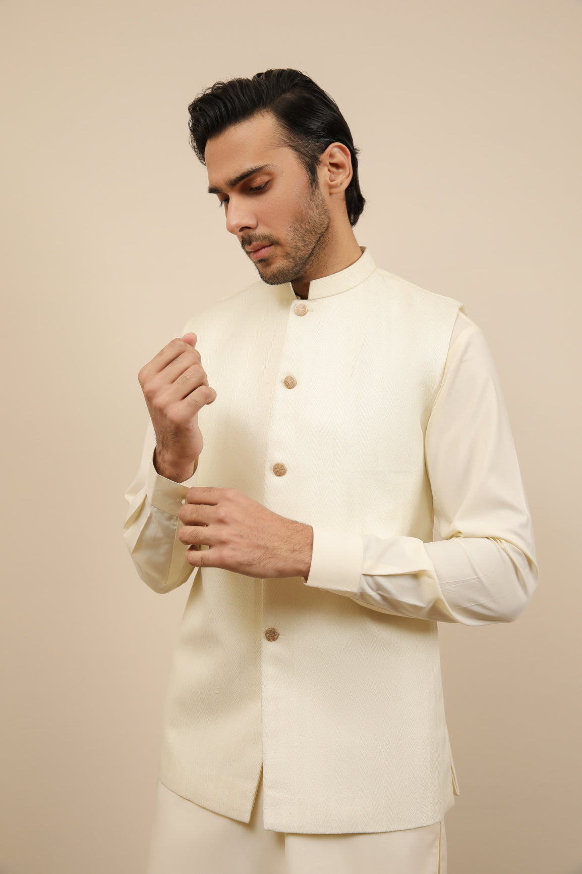 Off White Jamawar Waistcoat Kurta Set (3-Piece) - Image 11