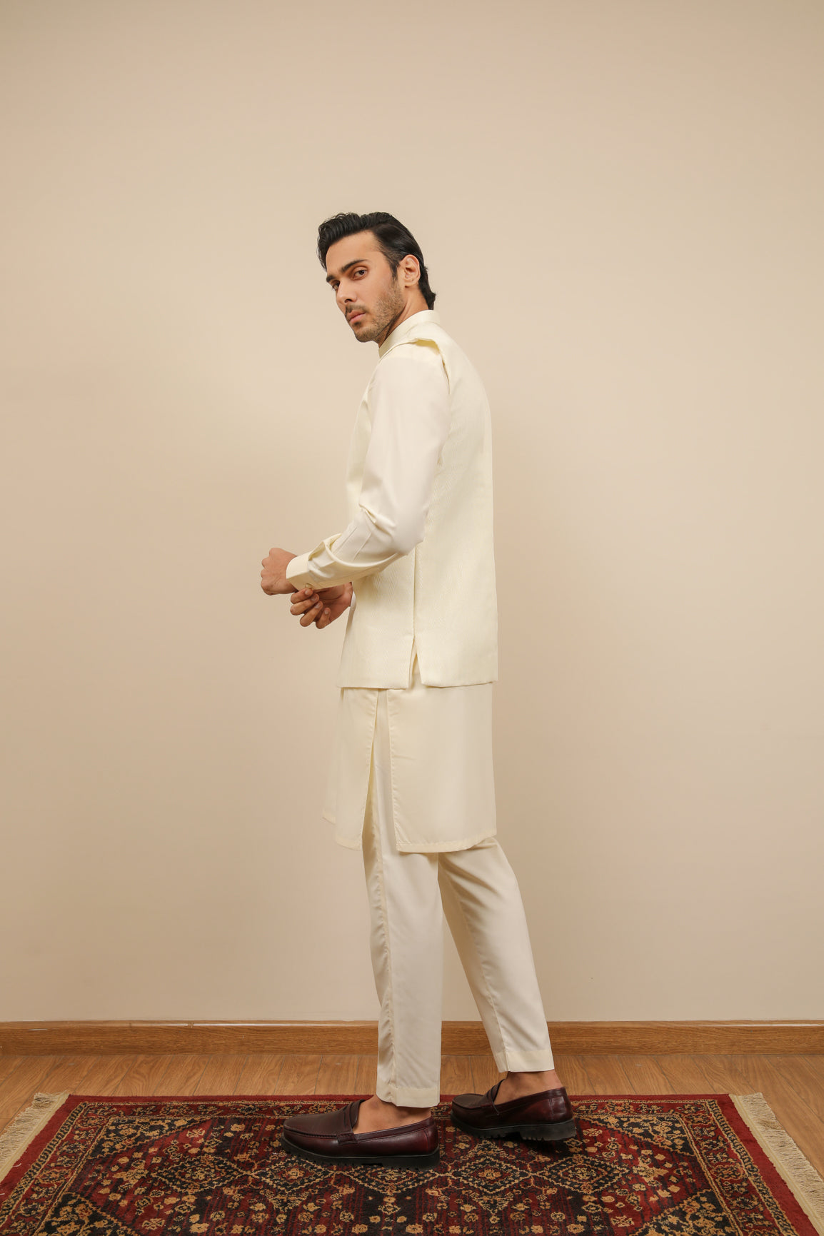 Off White Jamawar Waistcoat Kurta Set (3-Piece) - Image 7