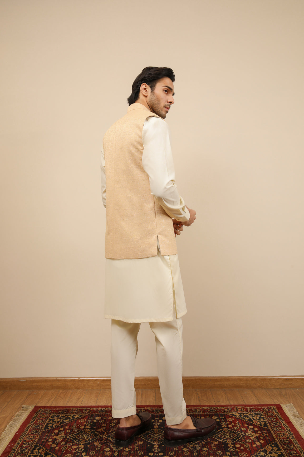 Off-White Jamawar Waistcoat Kurta Trouser (3-Piece) - Image 3