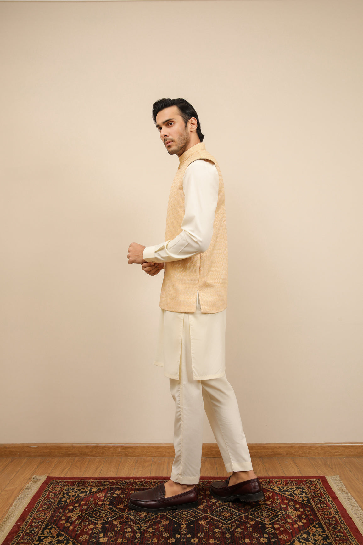 Off White Jamawar Waistcoat Kurta Set (3-Piece) - Image 5