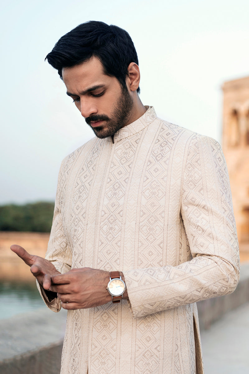 Ivory Embroidered Khaadi Slub Waistcoat Kurta (3-Piece) - Image 4