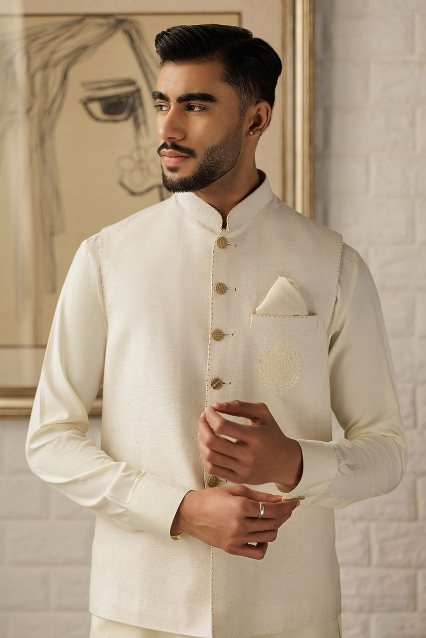 Off-White Embroidered Khaddar Waistcoat (1-Pc) - Image 2