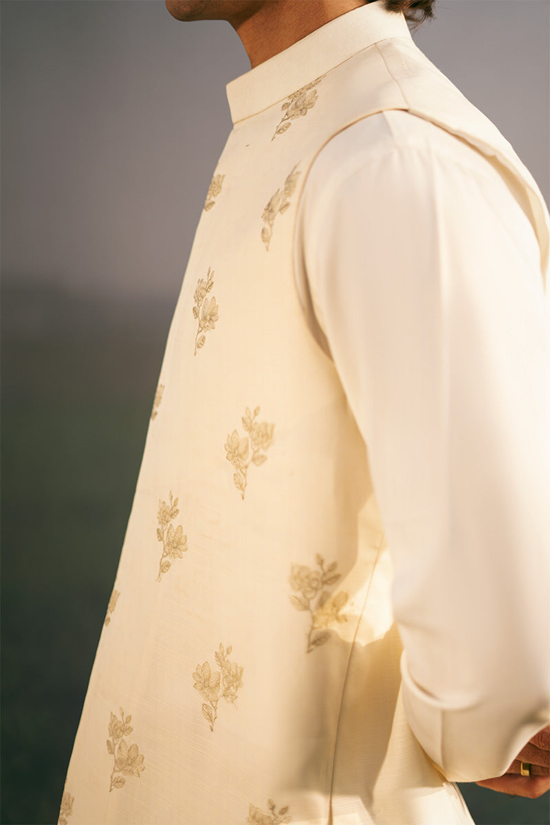 Boski Embroidered Multani Karandi Waistcoat Kurta (3-Piece) - Image 3