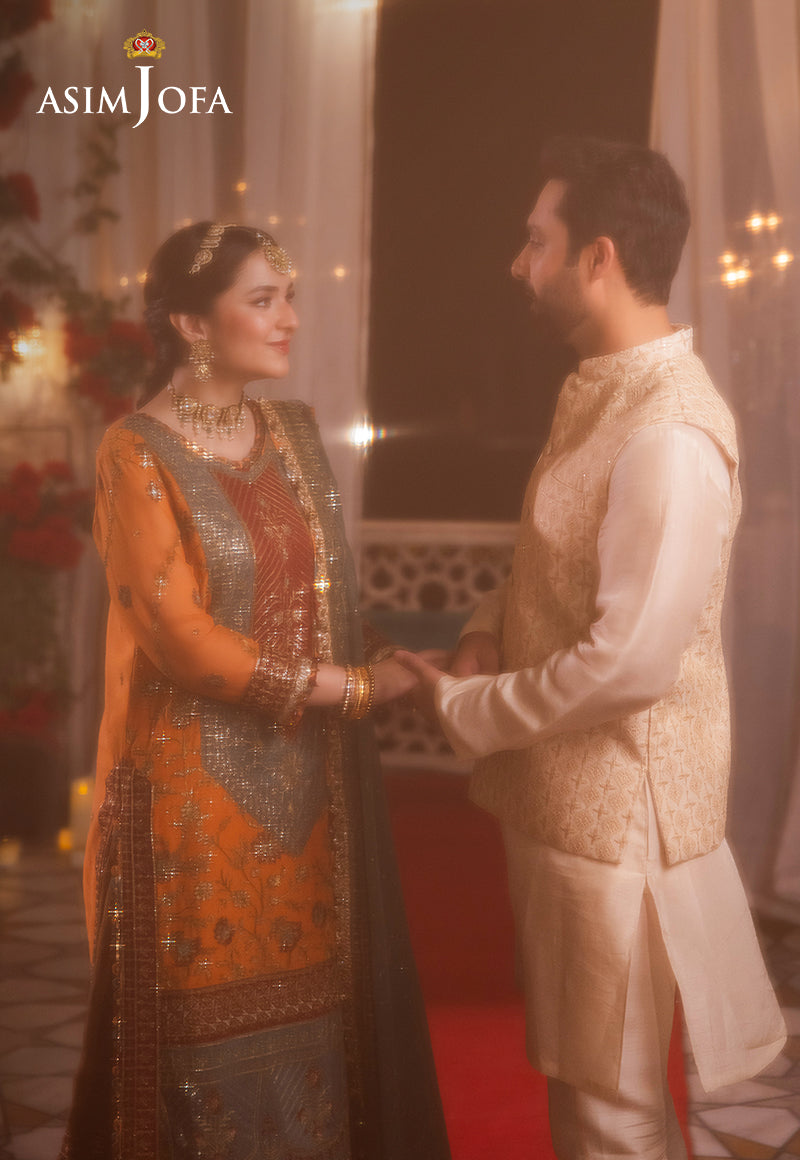 Off White Embroidered Raw Silk Waistcoat Kurta (3-Piece) - Image 6