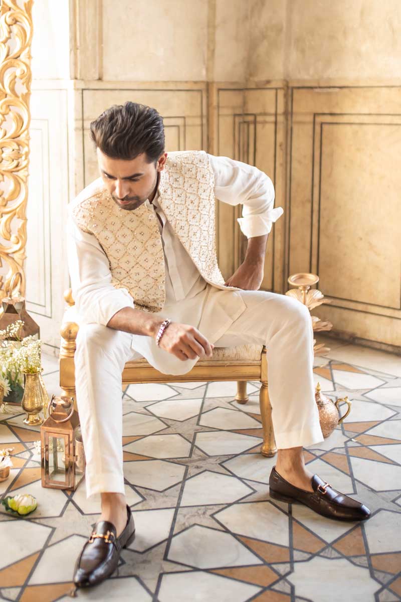 White Salma Sitara Raw Silk Waistcoat Kurta (3-Piece) - Image 6