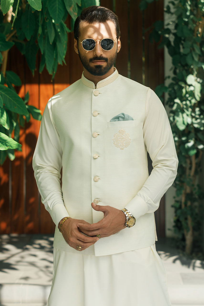 Off White Embroidered Raw Silk Waistcoat Kurta (3-Piece) - Image 2
