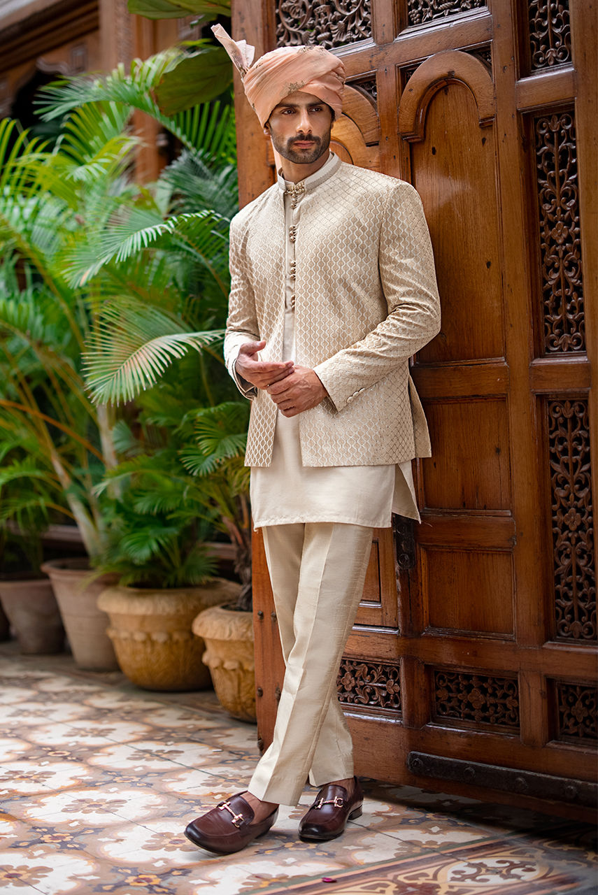 Off-White Jacquard Raw Silk Waistcoat Kurta (3-Piece) - Image 3