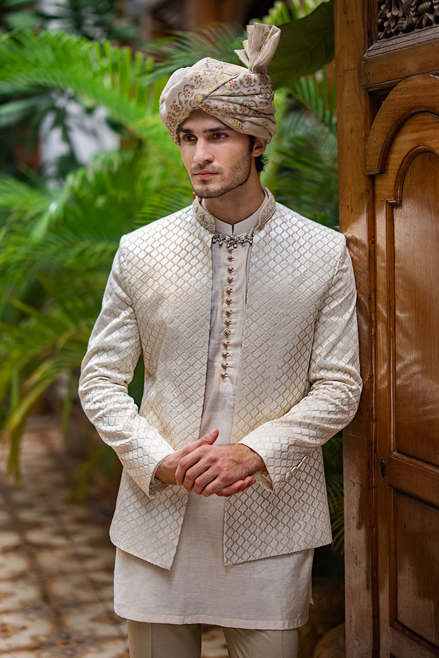 Off-White Jacquard Raw Silk Waistcoat Kurta (3-Piece) - Image 2