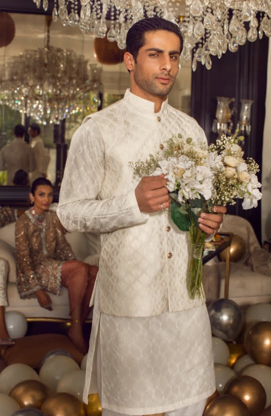 Ivory White Embroidered Silk Blend Waistcoat Kurta (3-Piece) - Image 1