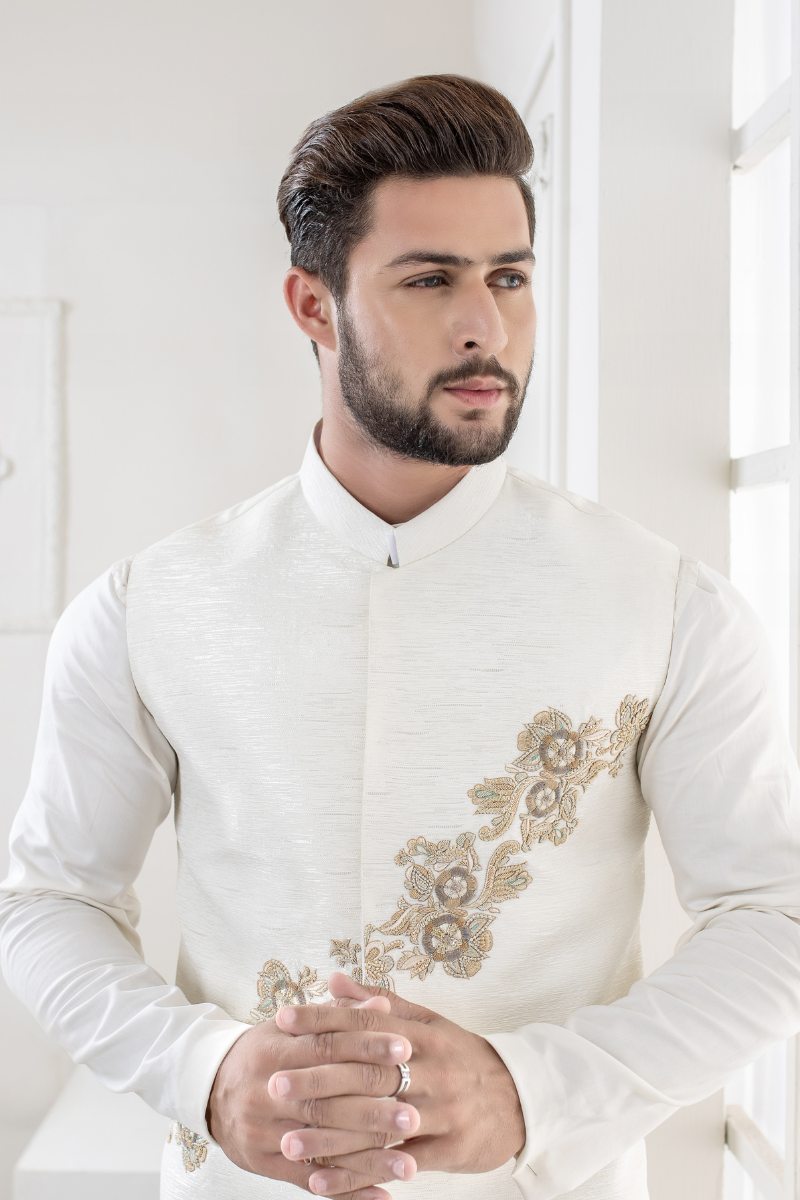 Ivory Embroidered Silk-Blend Men's Waistcoat (3-Piece) - Image 2