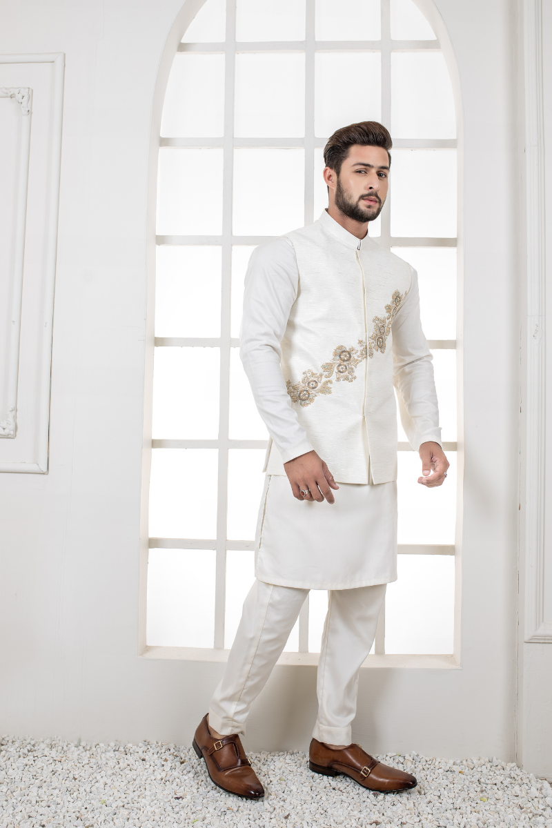 Ivory Embroidered Silk-Blend Men's Waistcoat (3-Piece) - Image 3