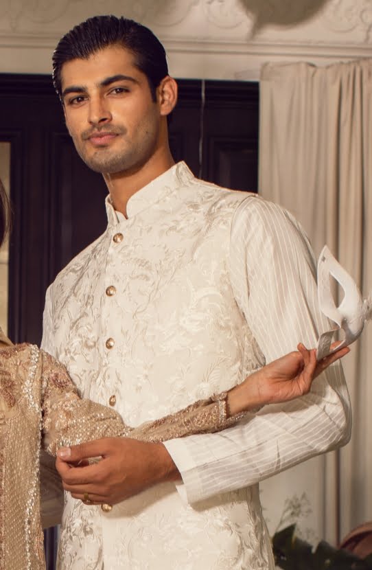 Ivory White Embroidered Silk-Blend Waistcoat Kurta (3-Piece) - Image 2