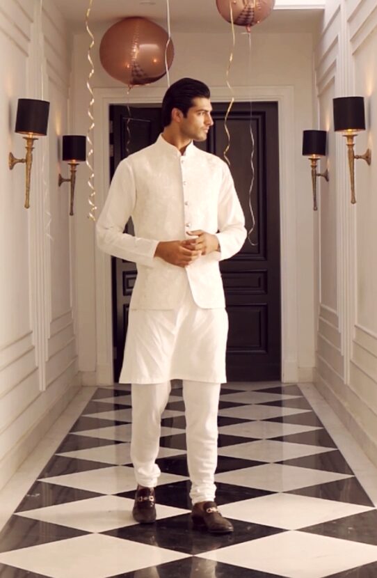 Ivory White Embroidered Silk-Blend Waistcoat Kurta (3-Piece) - Image 3