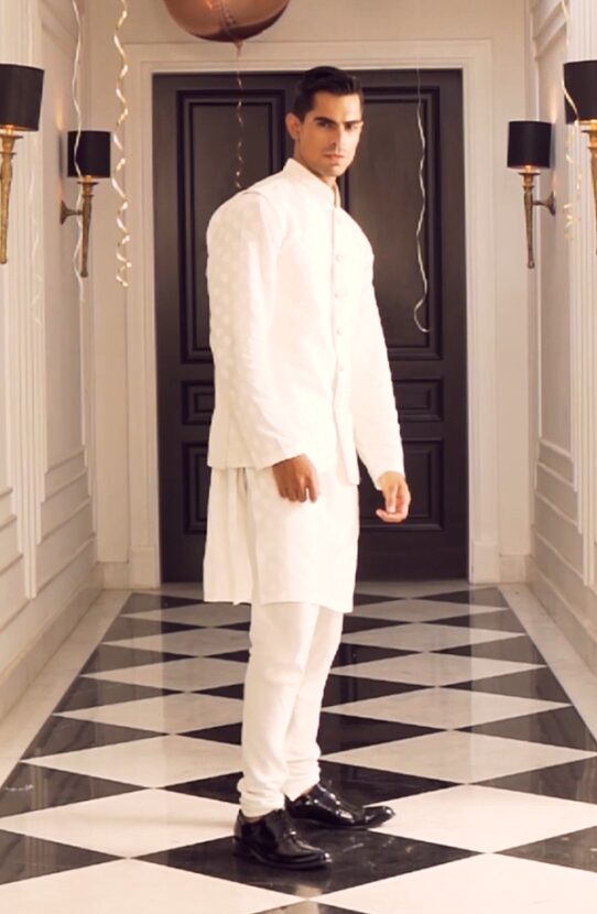 Ivory White Embroidered Silk-Blend Waistcoat Kurta (3-Piece) - Image 3