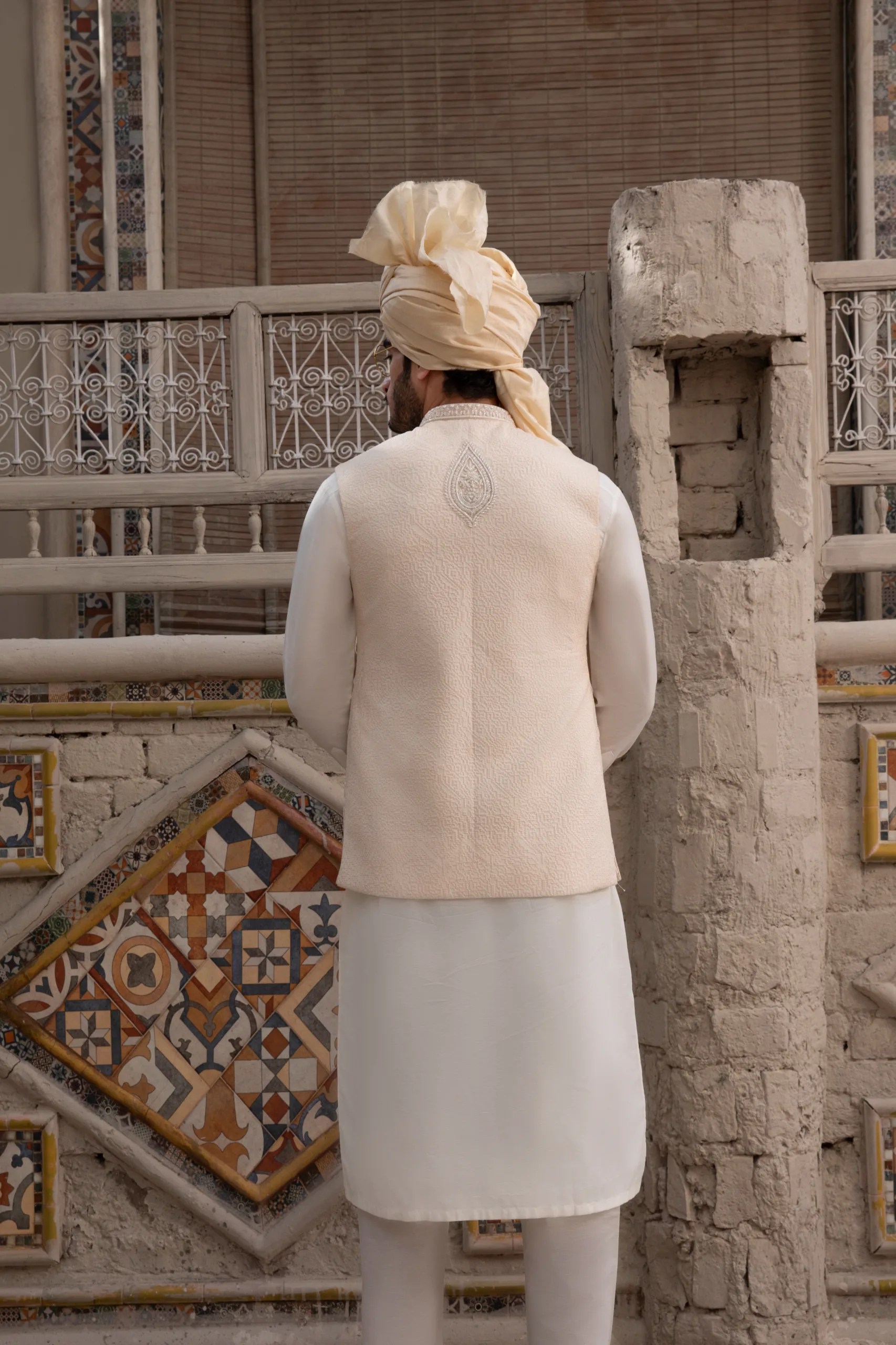 Off-White Embroidered Silk-Blend Waistcoat (3-Piece) - Image 5