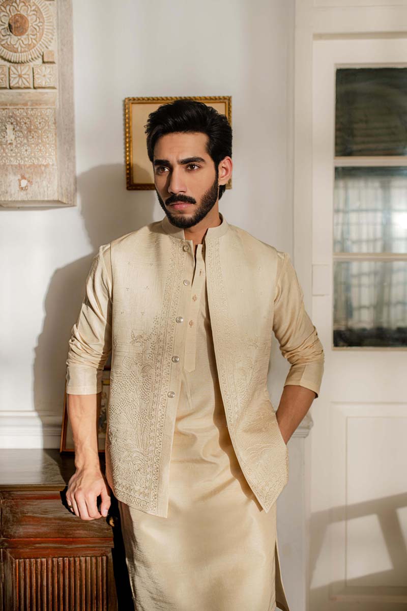 Dutch White Embroidered Silk-Blend Waistcoat Kurta (3-Piece) - Image 2