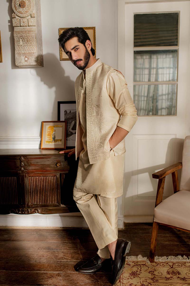 Dutch White Embroidered Silk-Blend Waistcoat Kurta (3-Piece) - Image 4